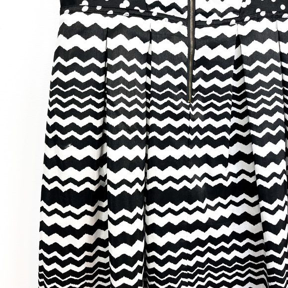 Julian Taylor New York Black & White Striped Mid Length Dress - Picture 4 of 12